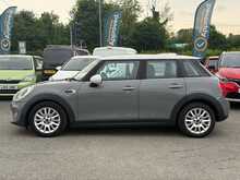 MINI Hatch Cooper D - U8806