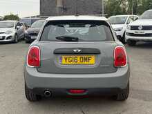 MINI Hatch Cooper D - U8806