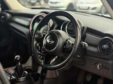 MINI Hatch Cooper D - U8806