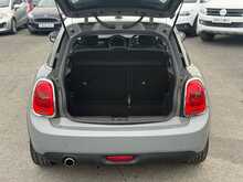 MINI Hatch Cooper D - U8806