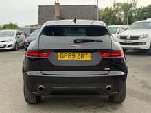 Jaguar E-PACE D150 R-Dynamic S - U8811