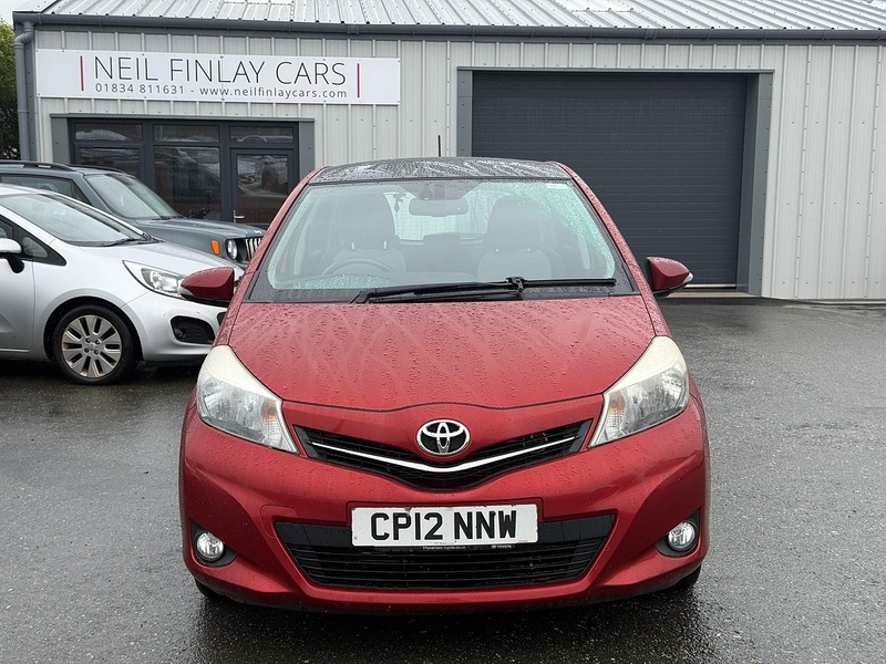 2012 2012 TOYOTA YARIS