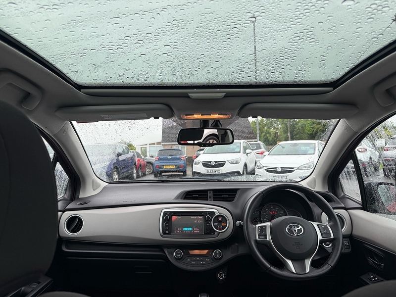 2012 2012 TOYOTA YARIS