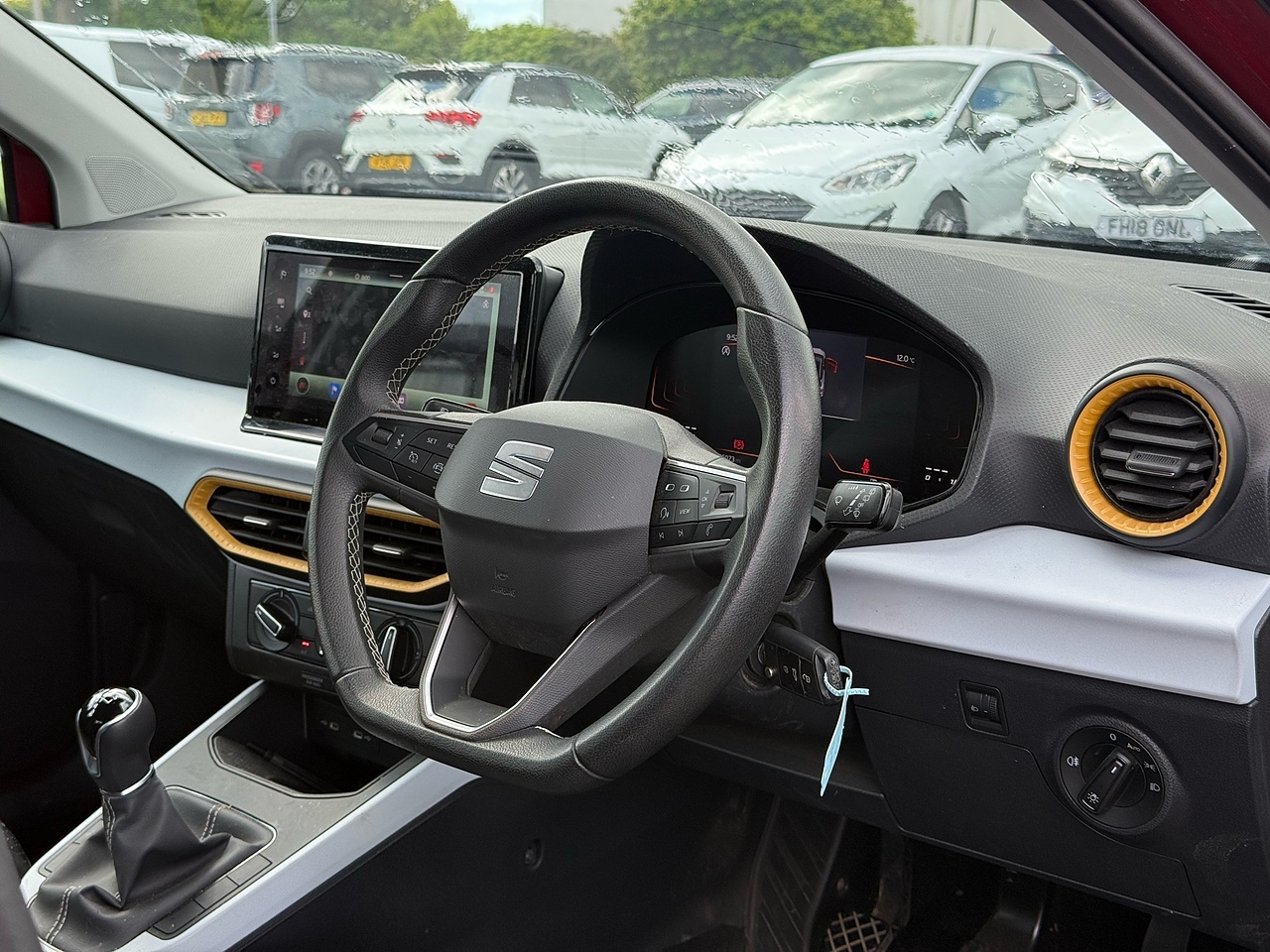2023 SEAT Arona thumbnail 9