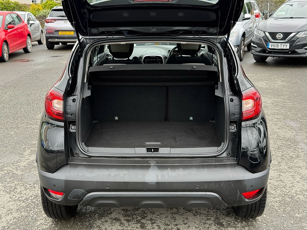 2019 Renault Captur thumbnail 11
