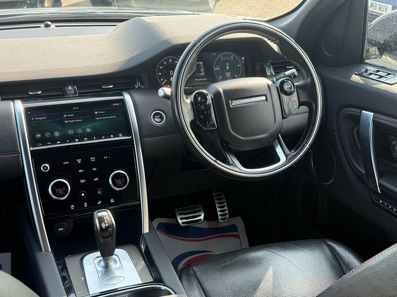 2020 Land Rover Discovery Sport thumbnail 8