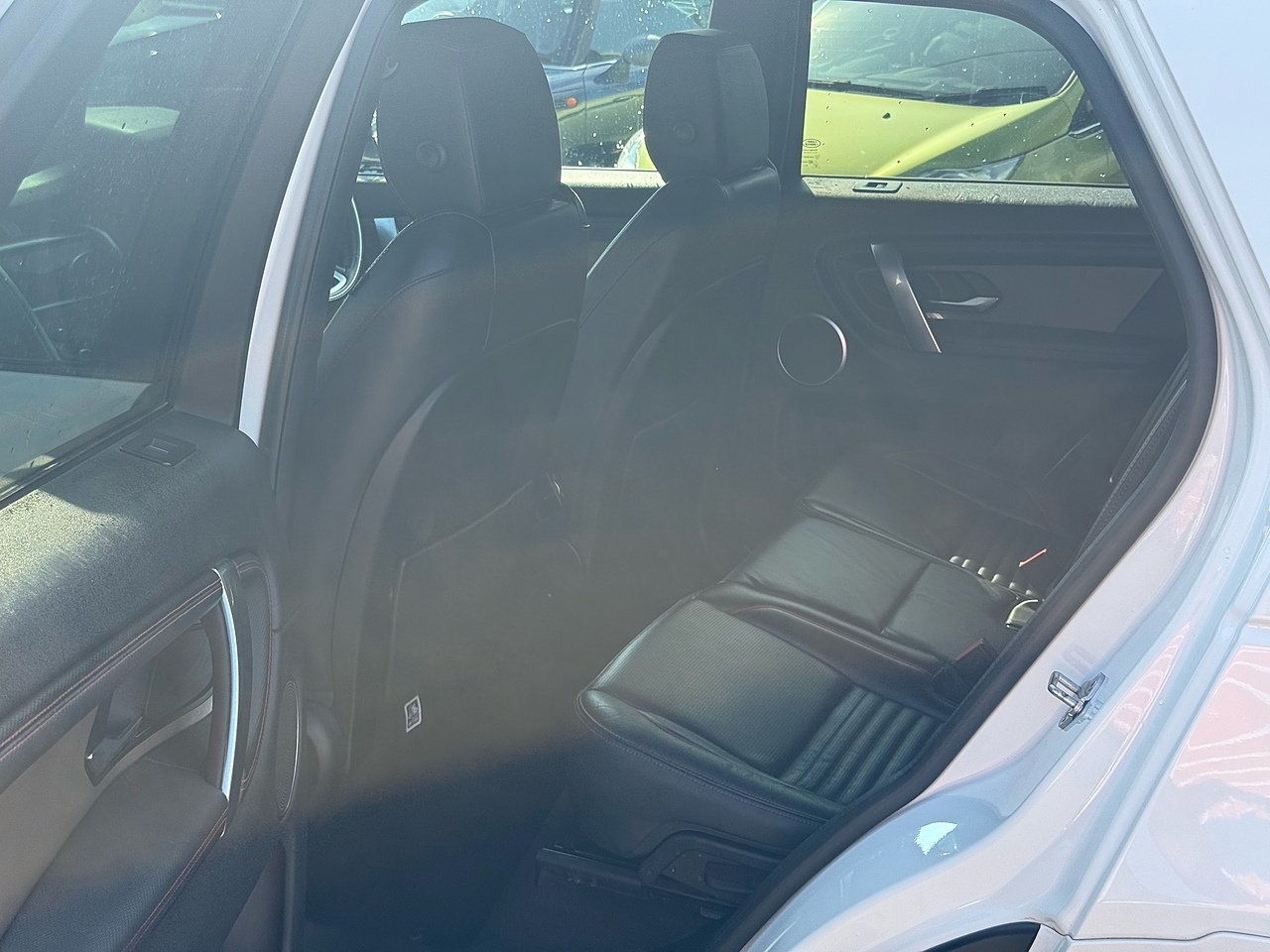 2020 Land Rover Discovery Sport thumbnail 11