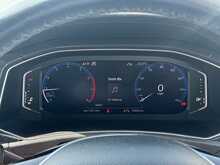 Volkswagen T-Roc TSI EVO SEL - U8859