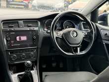 Volkswagen Golf TSI SE Nav - U8867