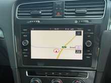 Volkswagen Golf TSI SE Nav - U8867