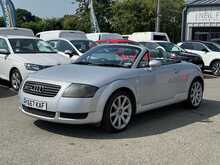 Audi TT T - U8869