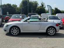 Audi TT T - U8869