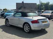 Audi TT T - U8869