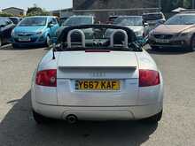 Audi TT T - U8869