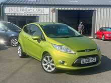 Ford Fiesta Titanium - U8882
