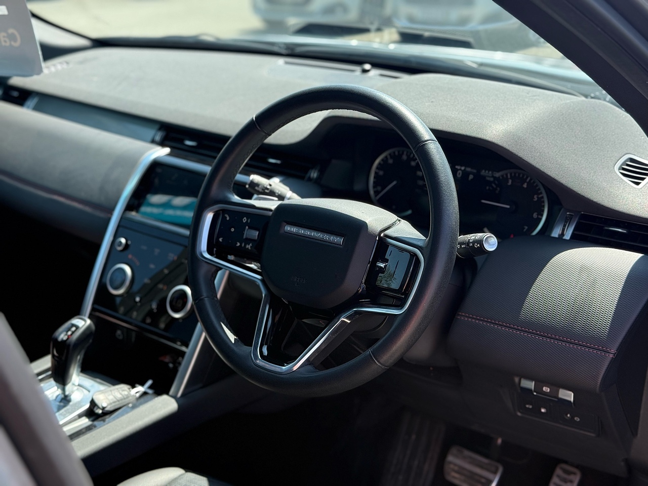 2022 Land Rover Discovery Sport thumbnail 9