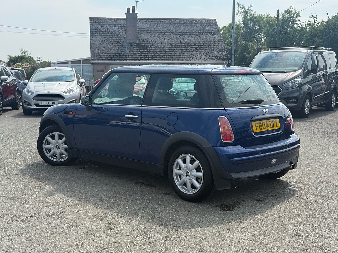 2004 Mini Hatch thumbnail 5