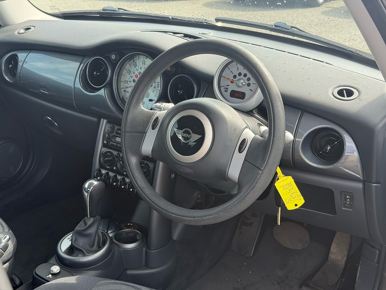 2004 Mini Hatch thumbnail 8