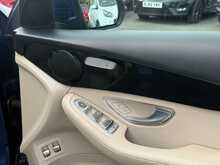 Mercedes-Benz GLC GLC220d Sport - U8907