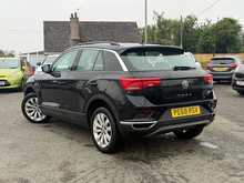 Volkswagen T-Roc TDI SE - U8911