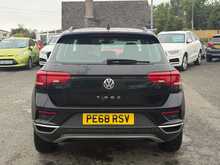 Volkswagen T-Roc TDI SE - U8911