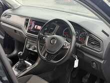 Volkswagen T-Roc TDI SE - U8911