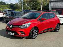 Renault Clio TCe Play - U8937