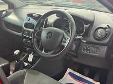 Renault Clio TCe Play - U8937