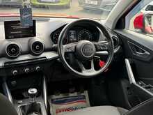 Audi Q2 TDI Sport - U8942