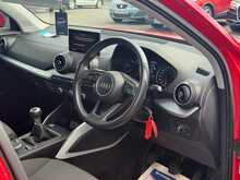 Audi Q2 TDI Sport - U8942