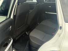 Suzuki Vitara SZ-T - U8944