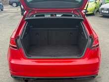 Audi A3 TFSI SE - U8946