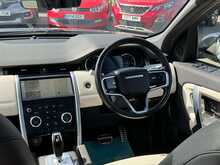 Land Rover Discovery Sport P300e Urban Edition - U8956