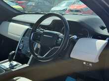 Land Rover Discovery Sport P300e Urban Edition - U8956