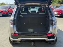 Land Rover Discovery Sport P300e Urban Edition - U8956