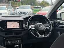 Volkswagen T-Cross TSI SE - U8971
