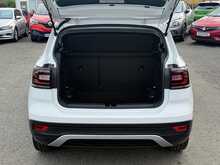 Volkswagen T-Cross TSI SE - U8971