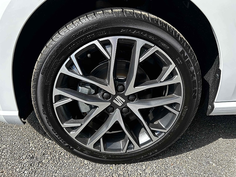 SEAT Tsi Xcellence Hatchback 1.0 Manual Petrol