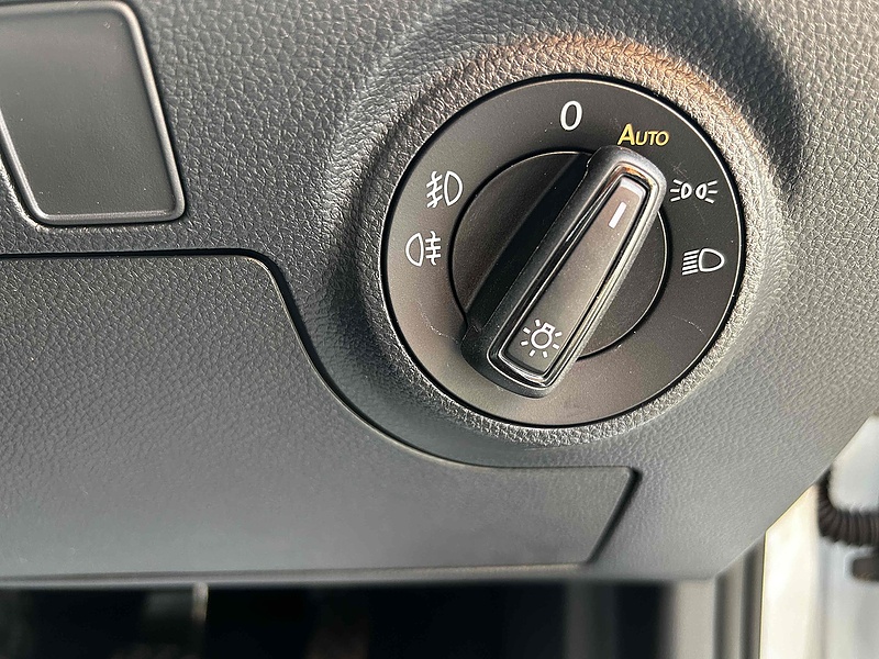 SEAT Tsi Xcellence Hatchback 1.0 Manual Petrol