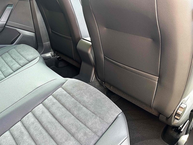 SEAT Tsi Xcellence Hatchback 1.0 Manual Petrol