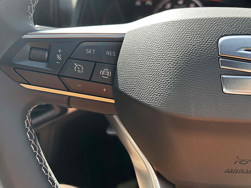 SEAT Tsi Xcellence Hatchback 1.0 Manual Petrol