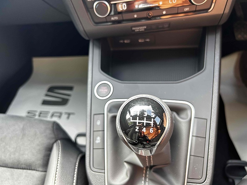 SEAT Tsi Xcellence Hatchback 1.0 Manual Petrol