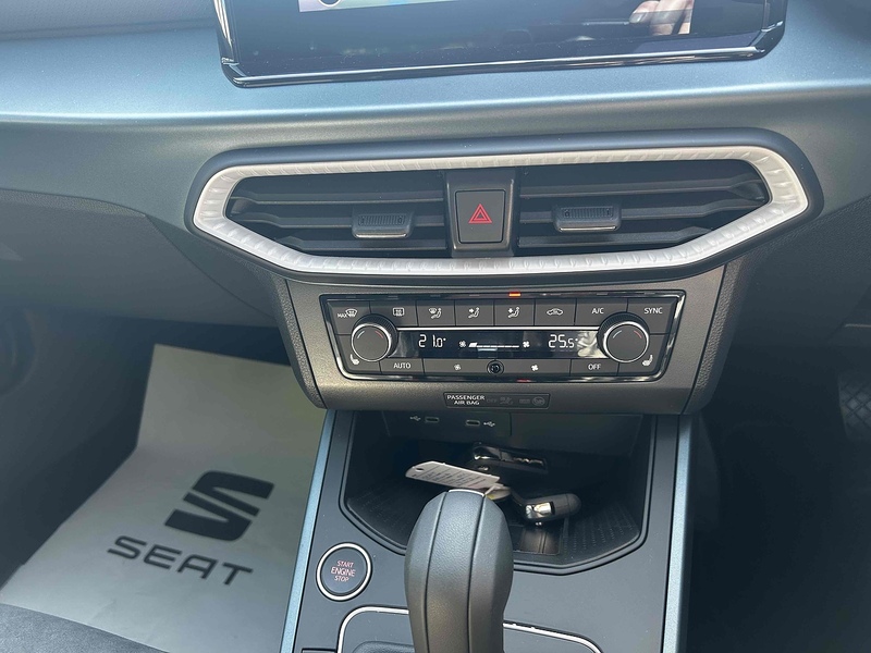 SEAT TSI XPERIENCE Lux DSG 1.0 5dr SUV Automatic Petrol