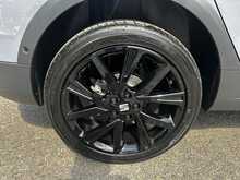 SEAT Arona Tsi Fr Black Edition