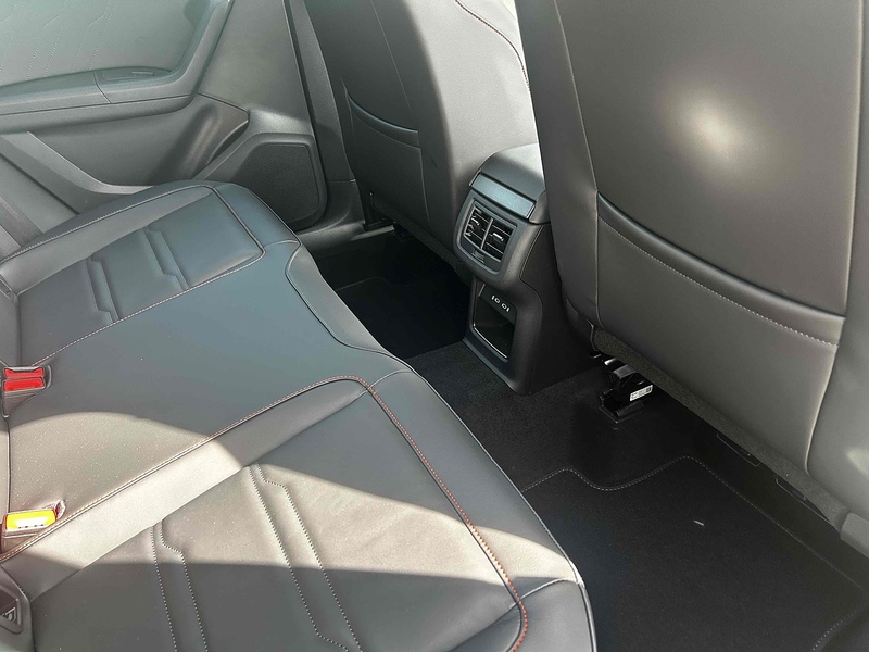 SEAT Tsi Evo Fr Black Edition Hatchback 1.5 Manual Petrol