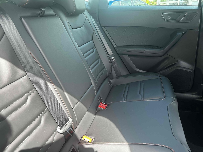 SEAT Tsi Evo Fr Black Edition Hatchback 1.5 Manual Petrol