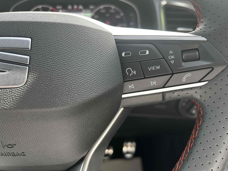 SEAT Tsi Evo Fr Black Edition Hatchback 1.5 Manual Petrol