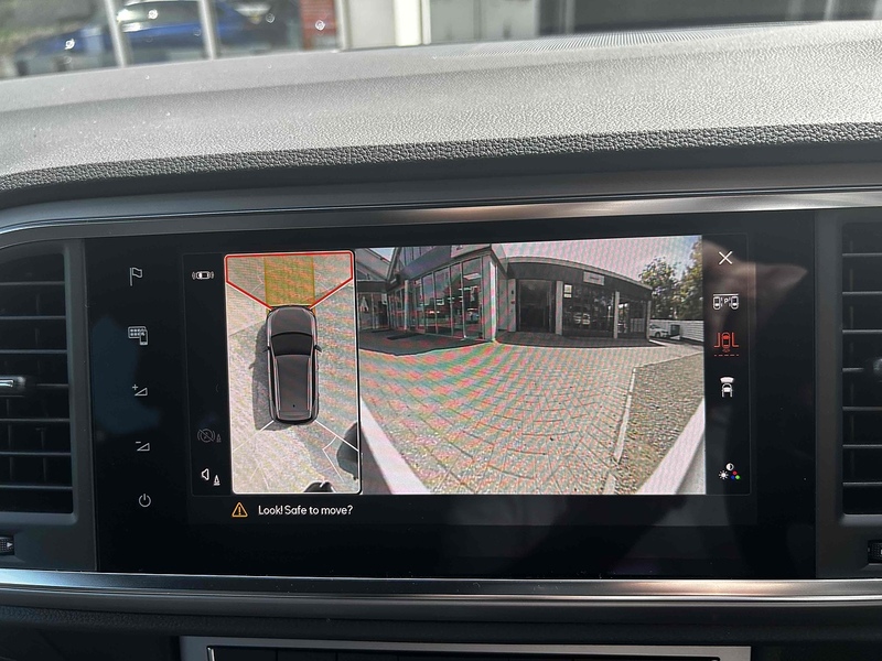 SEAT Tsi Evo Fr Black Edition Hatchback 1.5 Manual Petrol