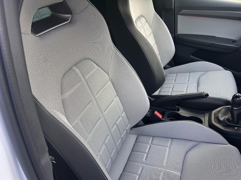 SEAT Tsi Fr Edition Hatchback 1.0 Manual Petrol