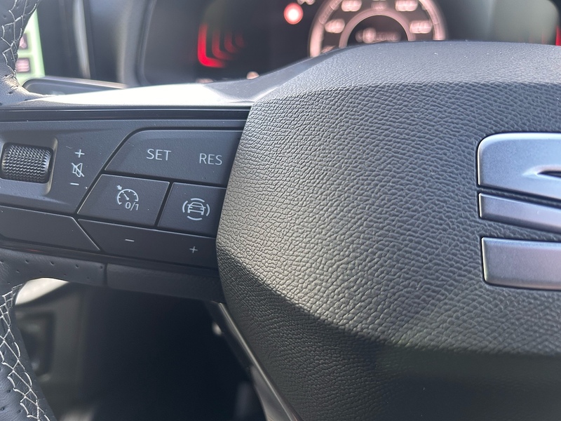 SEAT Tsi Fr Edition Hatchback 1.0 Manual Petrol